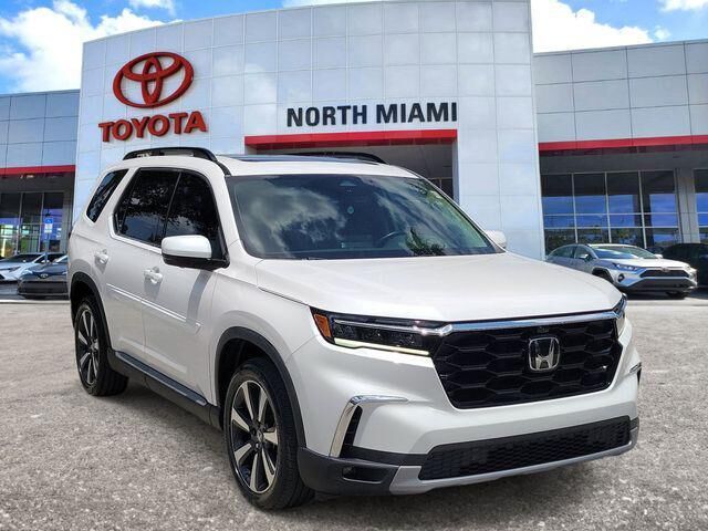 2023 HONDA Pilot