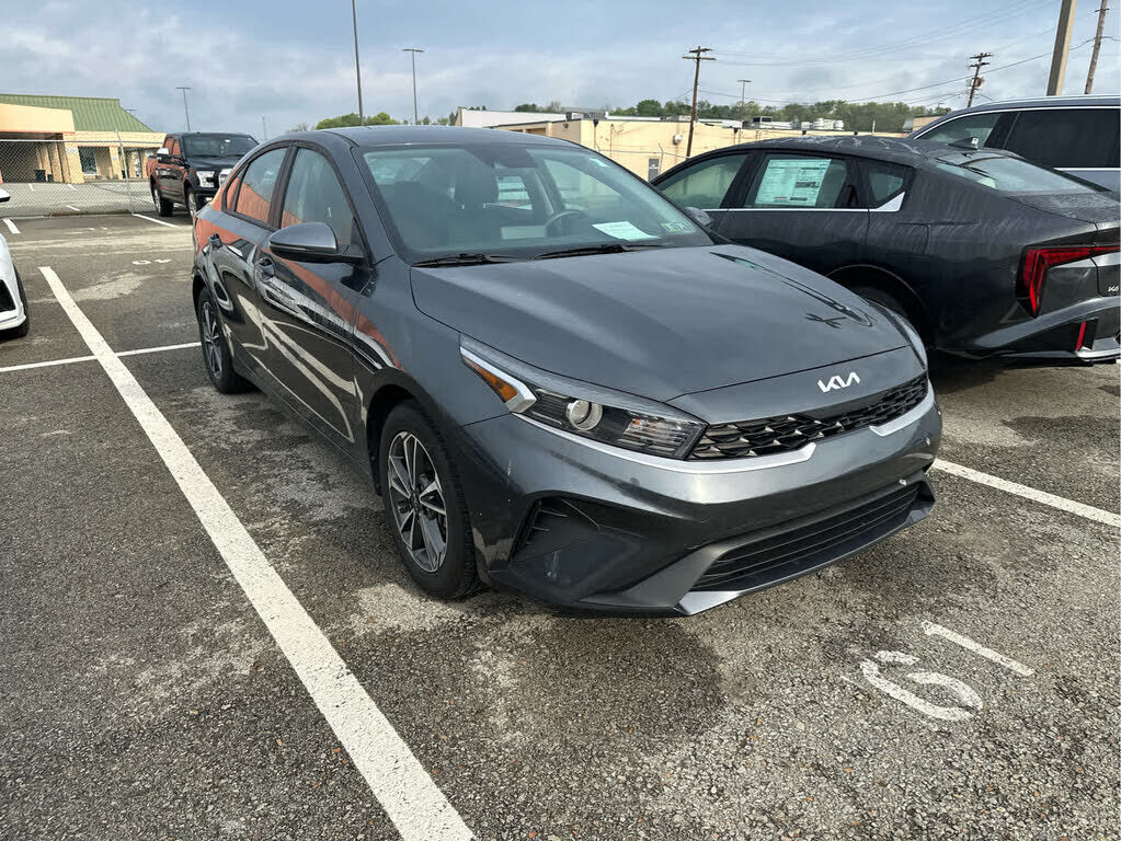 2023 KIA Forte