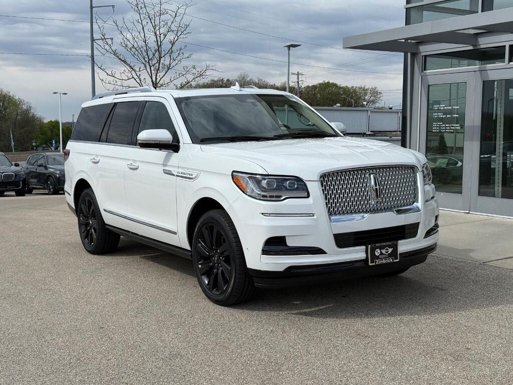2024 LINCOLN Navigator