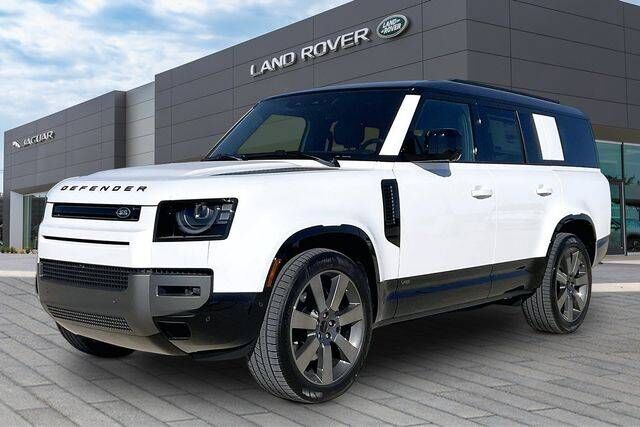 2026 LAND ROVER Defender