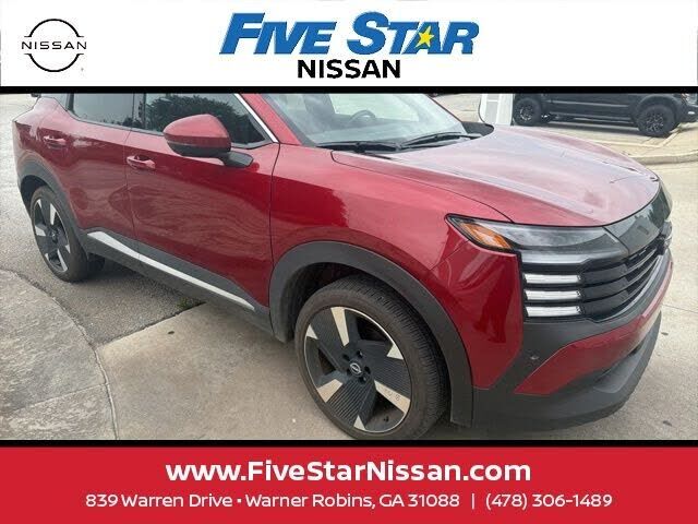 2025 NISSAN Kicks