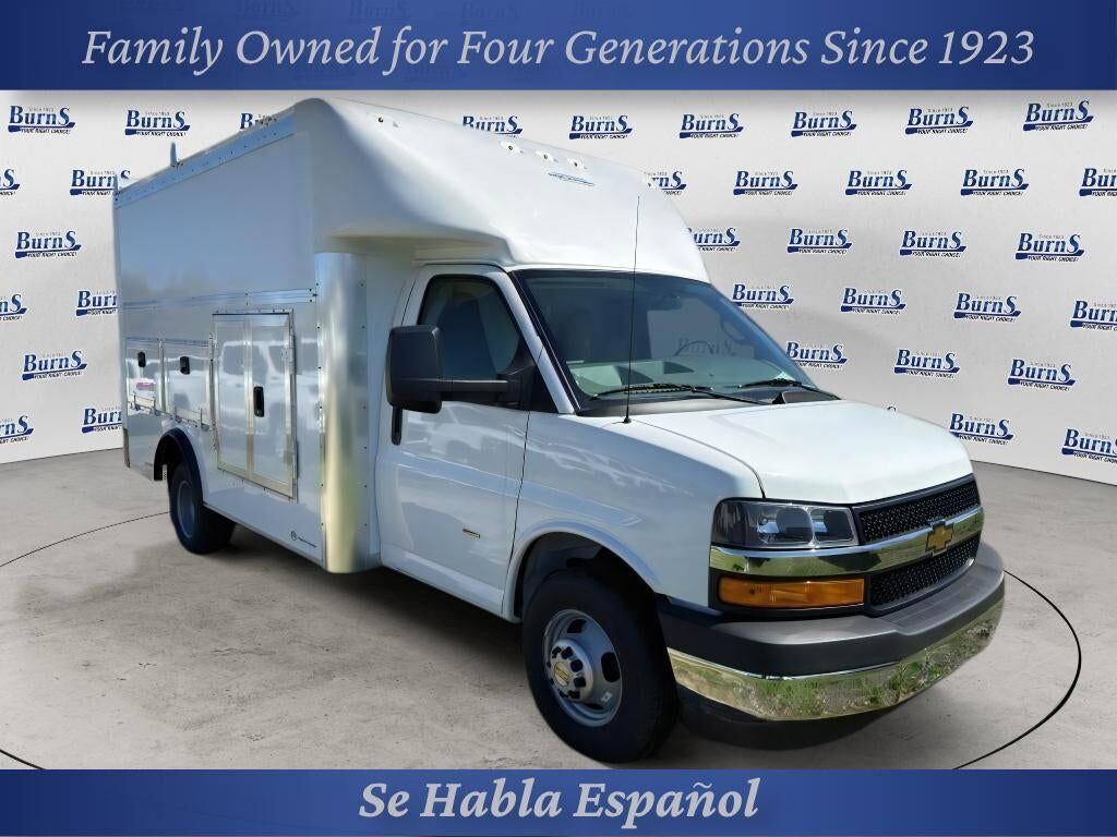2026 CHEVROLET Express
