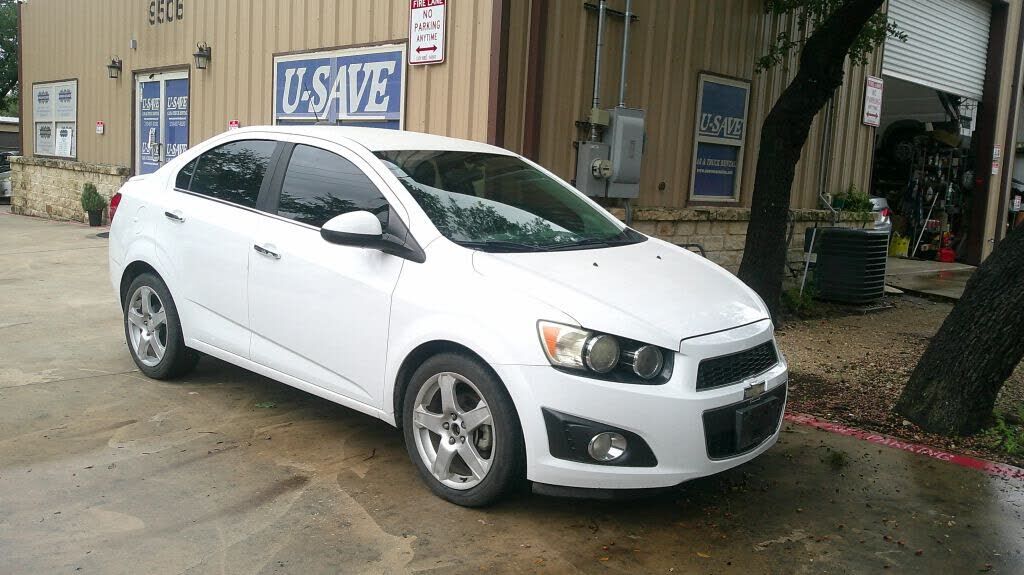 2015 CHEVROLET Sonic