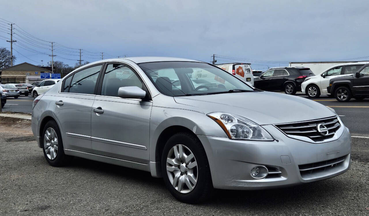 2011 NISSAN Altima