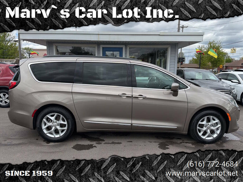 2018 CHRYSLER Pacifica