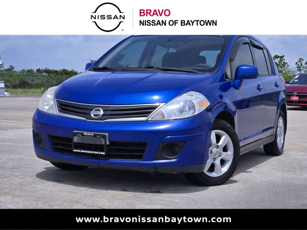 2012 NISSAN Versa