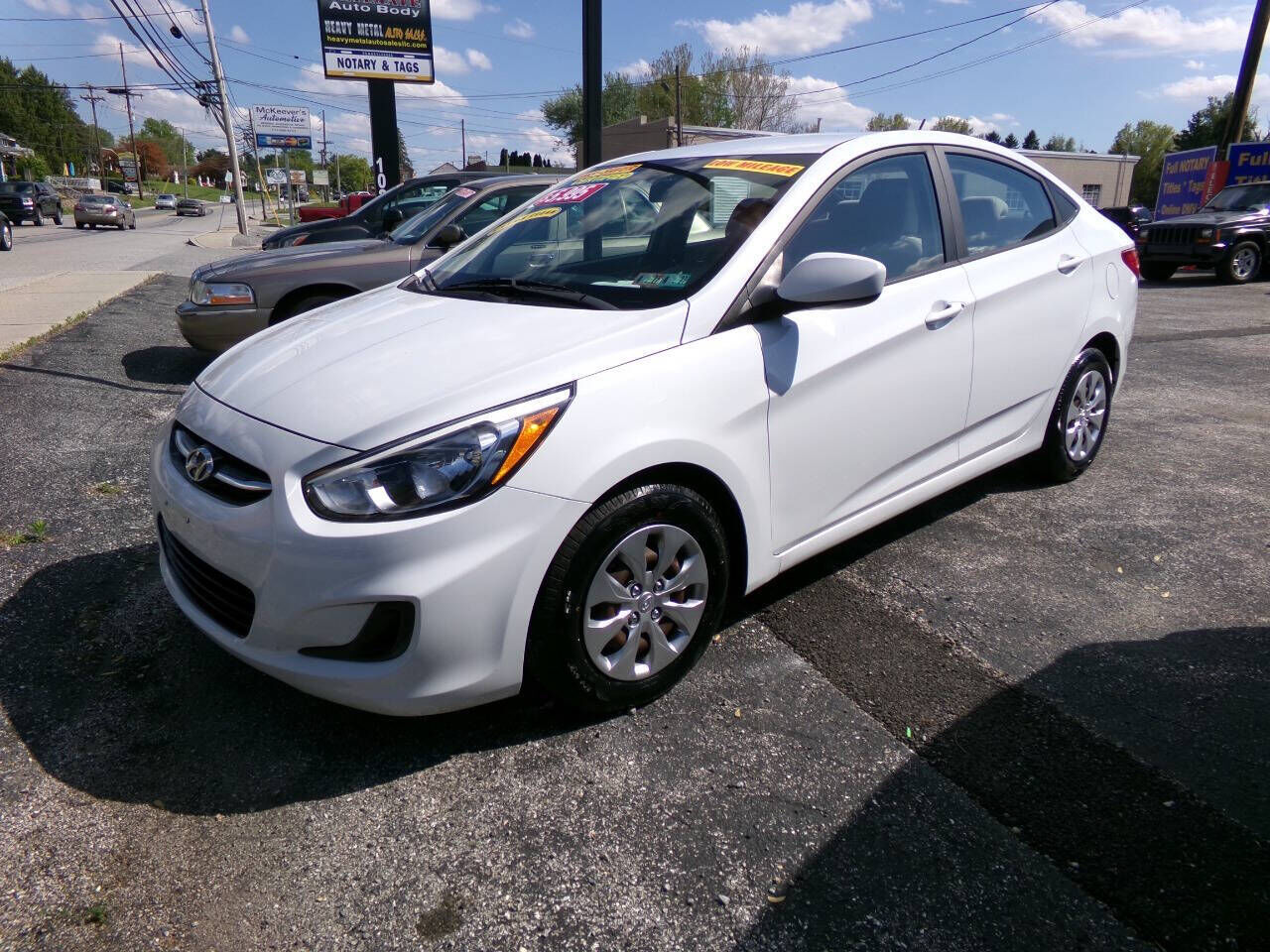 2017 HYUNDAI Accent