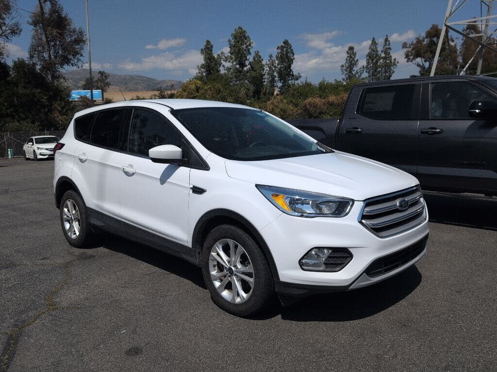 2019 FORD Escape