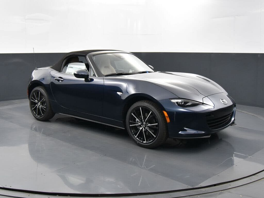2025 MAZDA MX-5