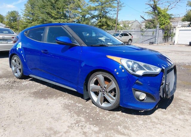2013 HYUNDAI Veloster