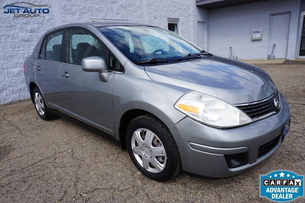 2009 NISSAN Versa
