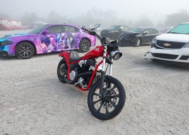 2013 HONDA VT1300