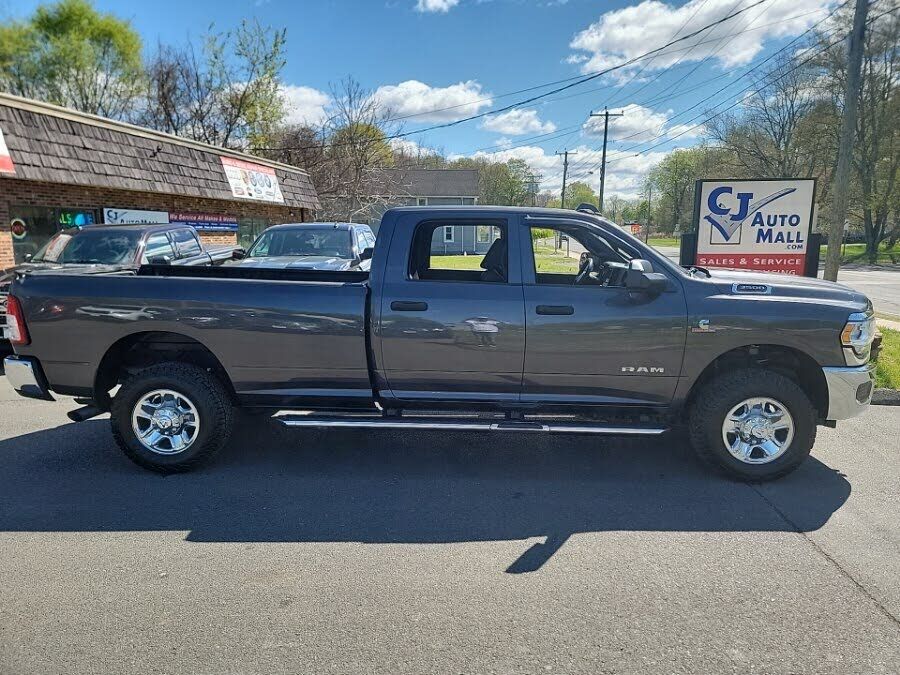 2022 RAM 3500