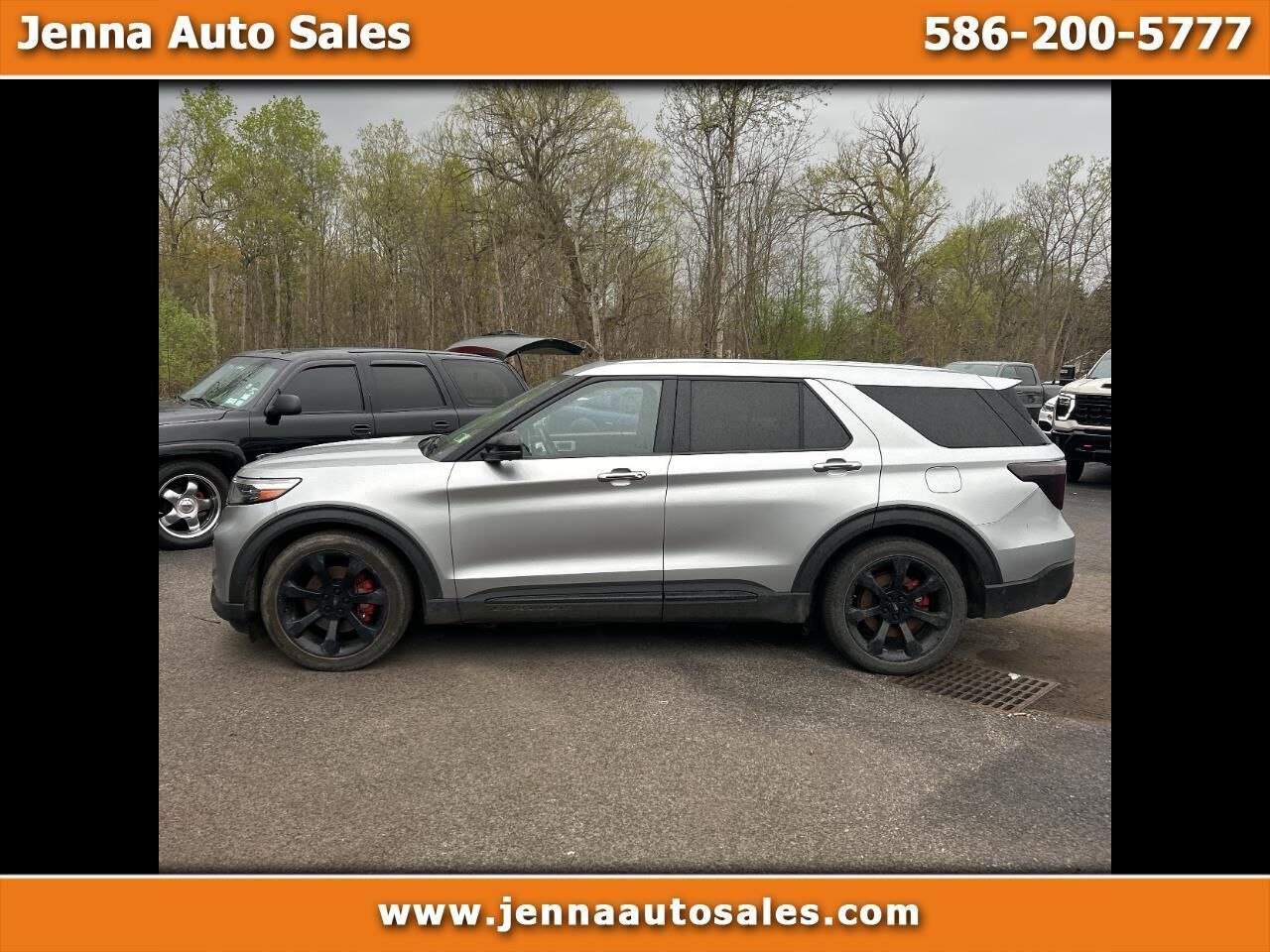 2021 FORD Explorer