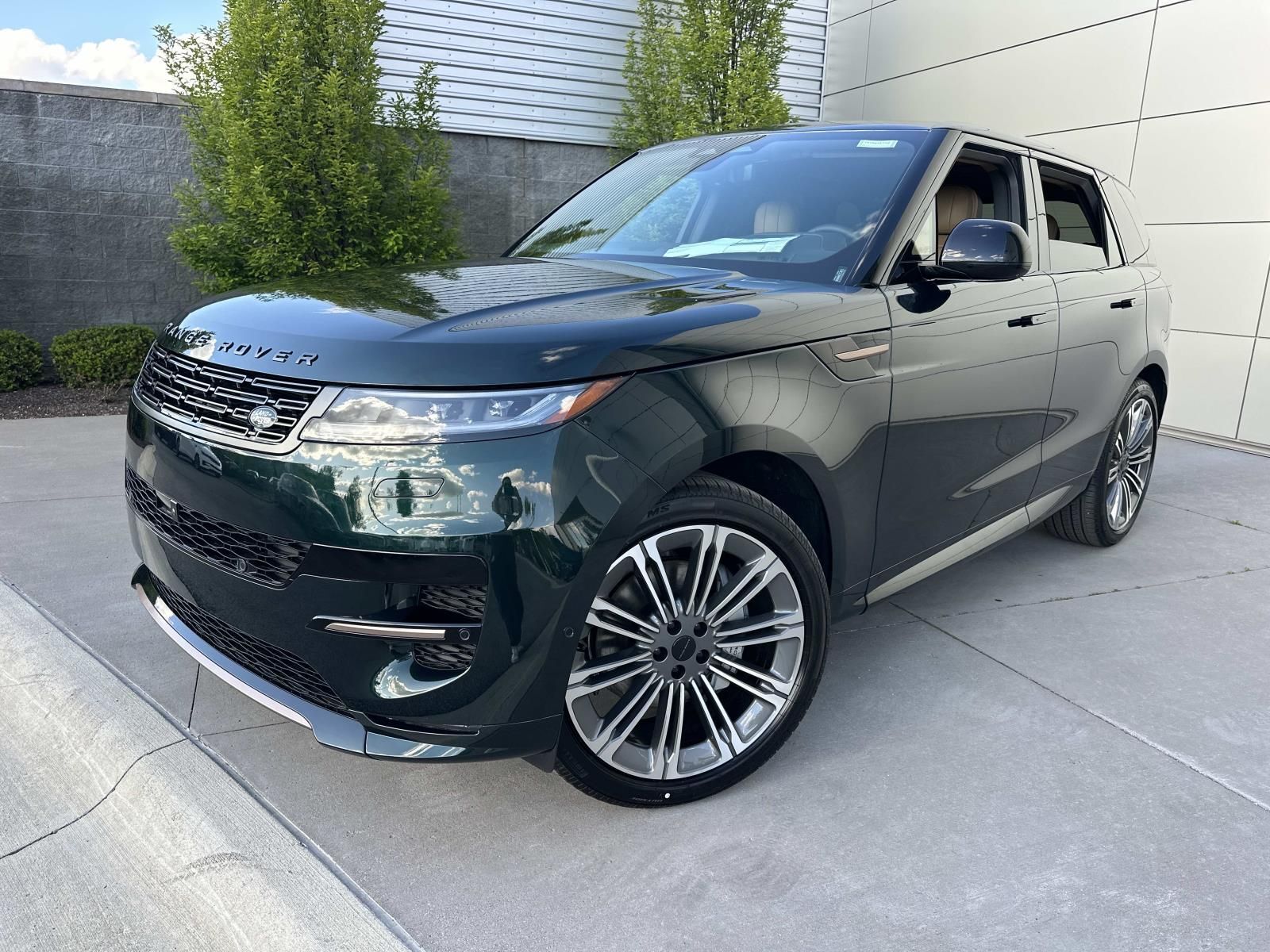 2026 LAND ROVER Range Rover Sport