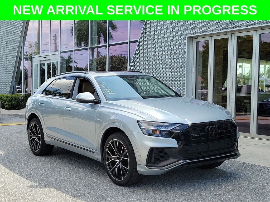 2023 AUDI Q8