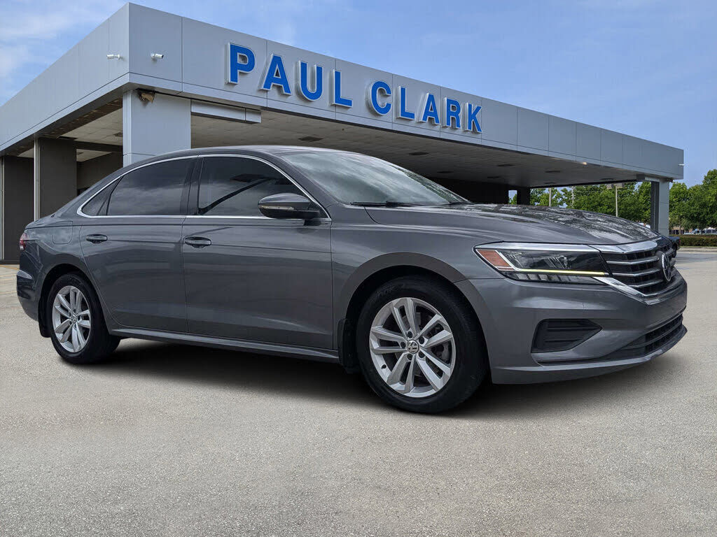 2020 VOLKSWAGEN Passat