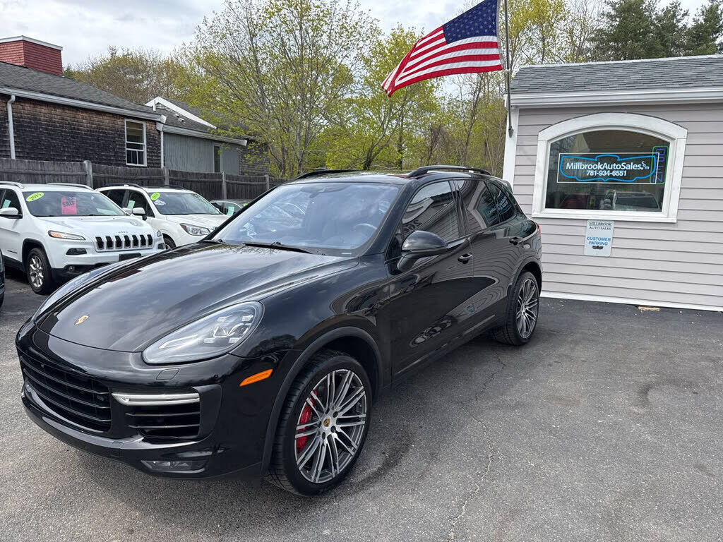 2015 PORSCHE Cayenne