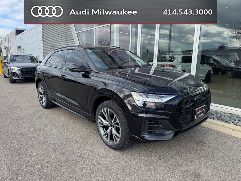 2023 AUDI Q8