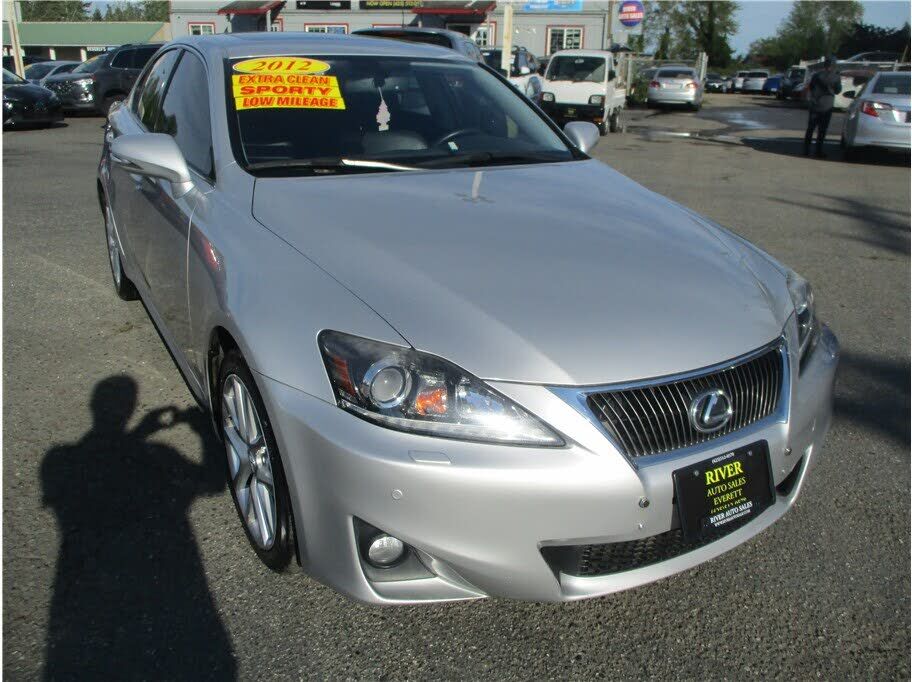 2012 LEXUS IS