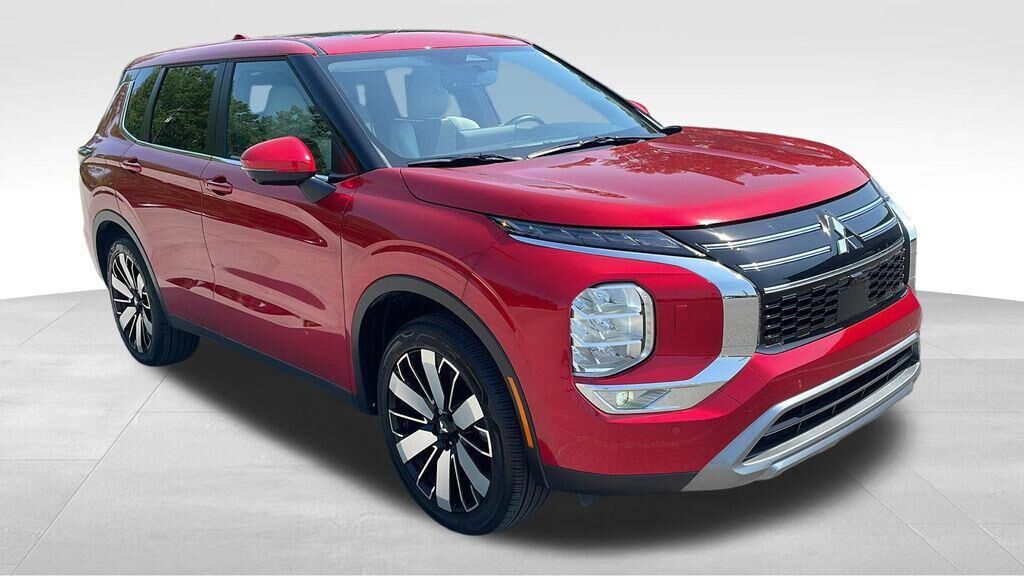 2025 MITSUBISHI Outlander