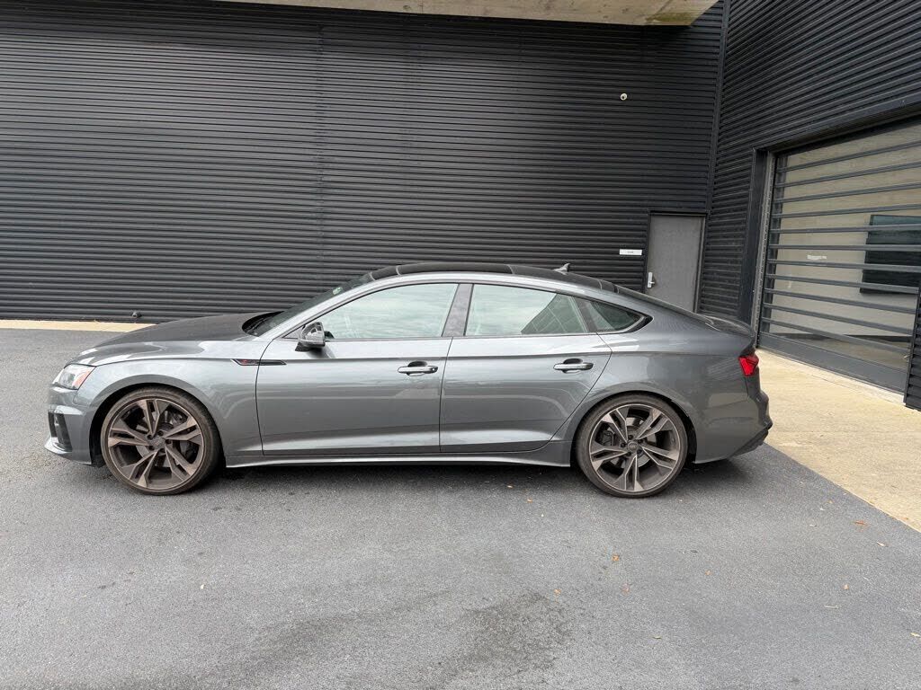 2022 AUDI S5
