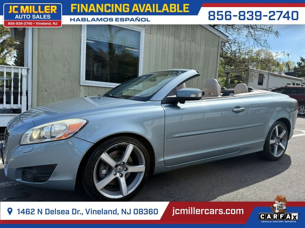 2011 VOLVO C70