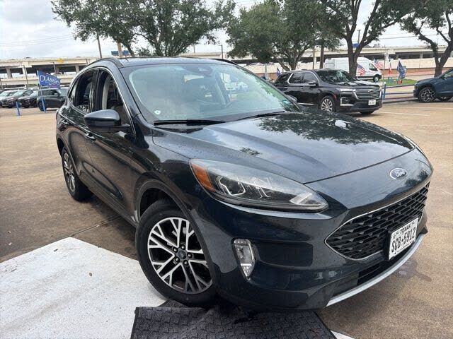 2022 FORD Escape