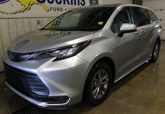 2021 TOYOTA Sienna