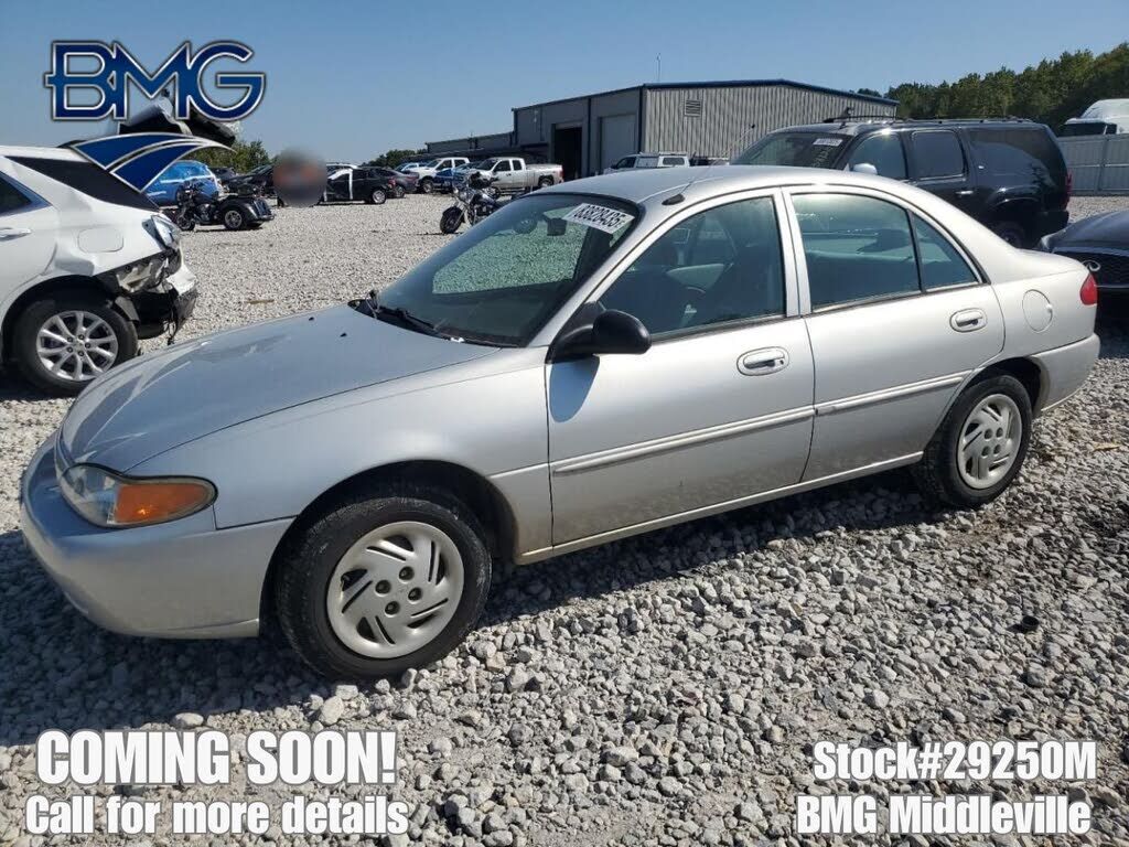 2002 FORD Escort