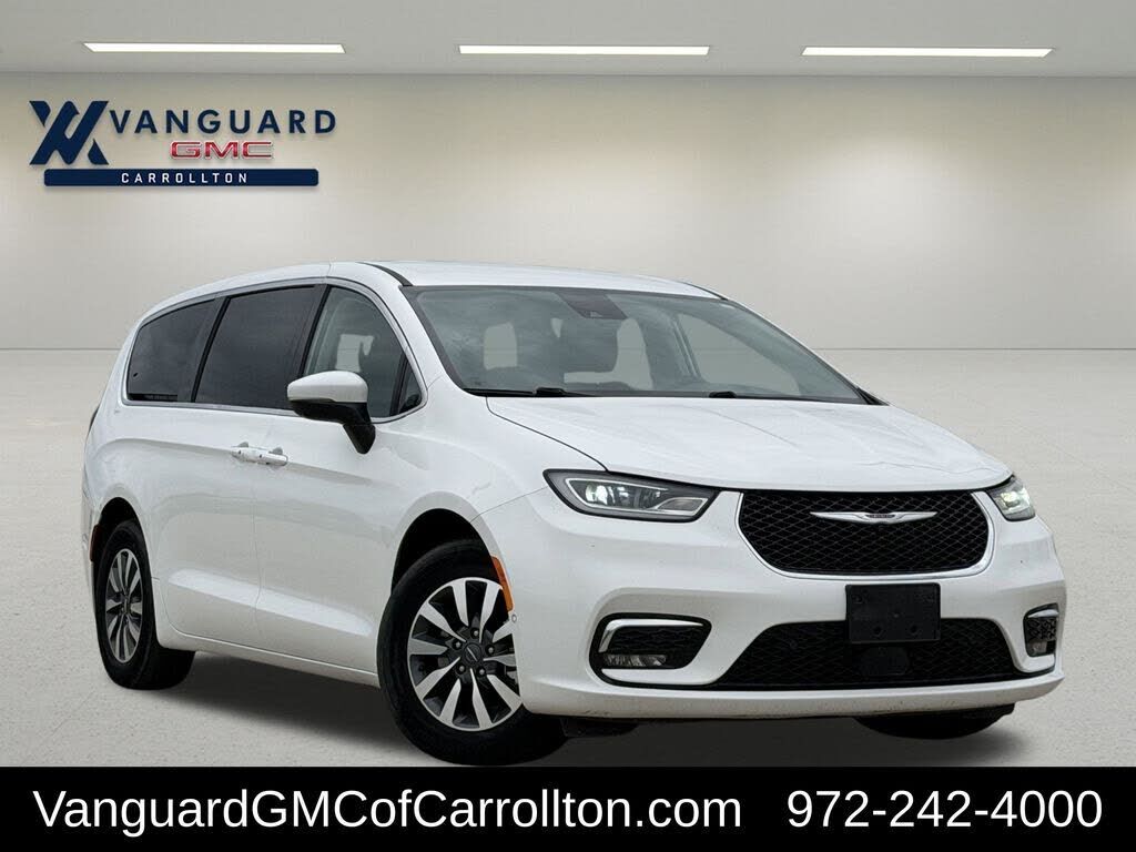 2023 CHRYSLER Pacifica