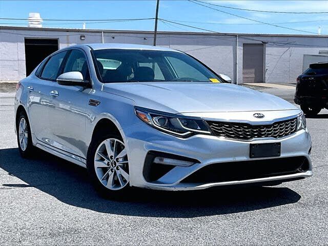 2019 KIA Optima