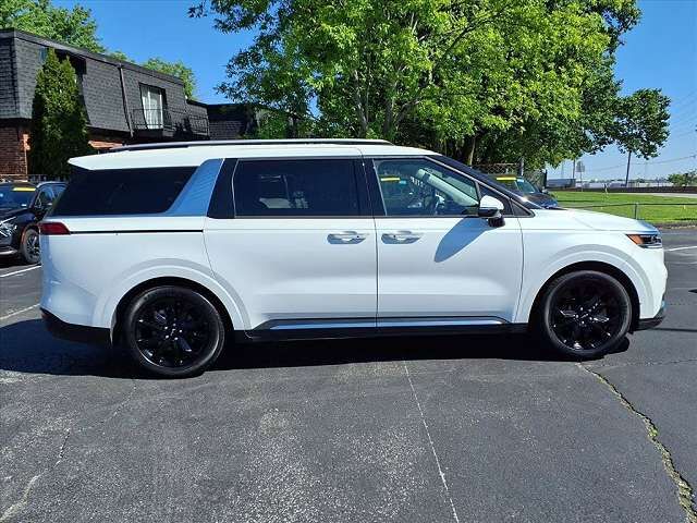 2022 KIA Carnival