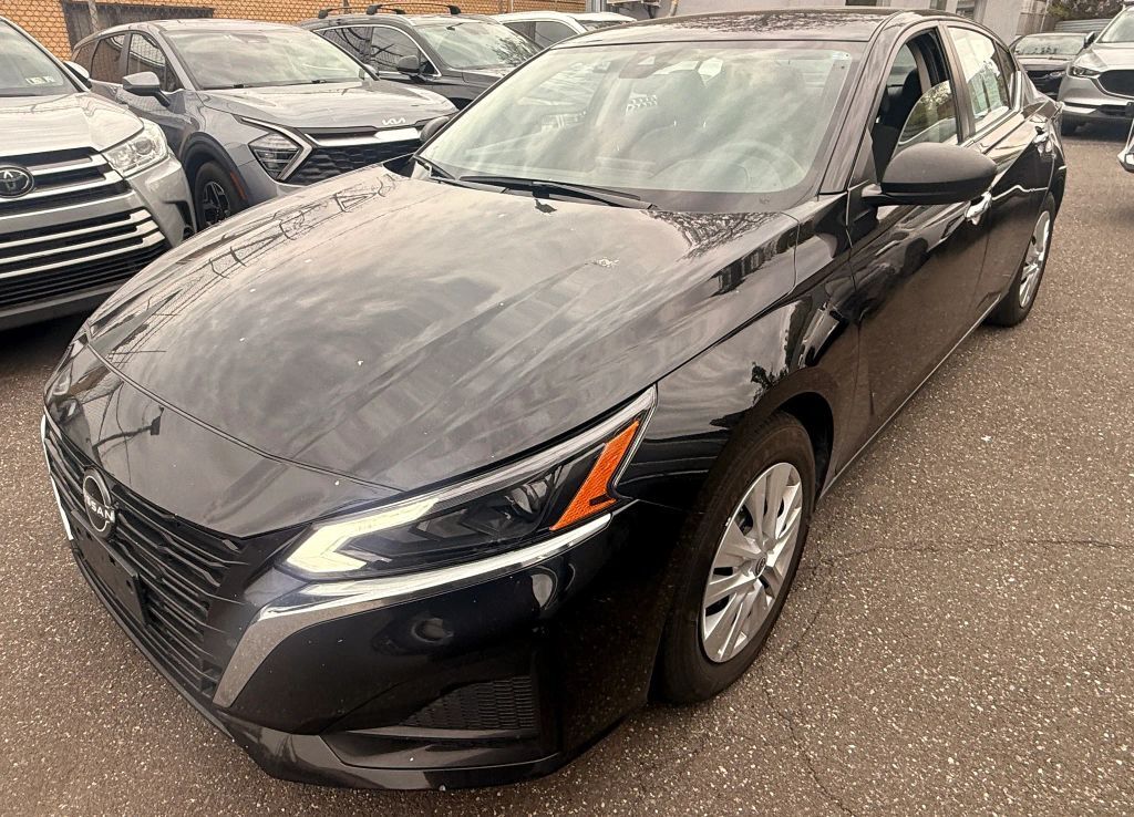 2024 NISSAN Altima