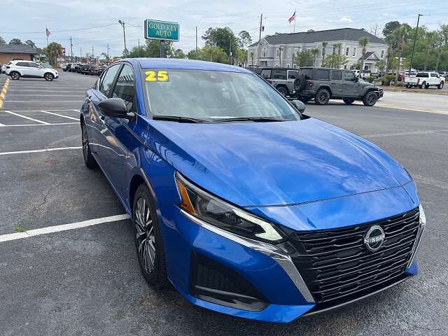 2025 NISSAN Altima