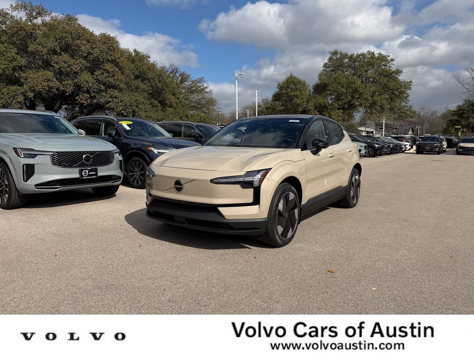 2026 VOLVO EX30