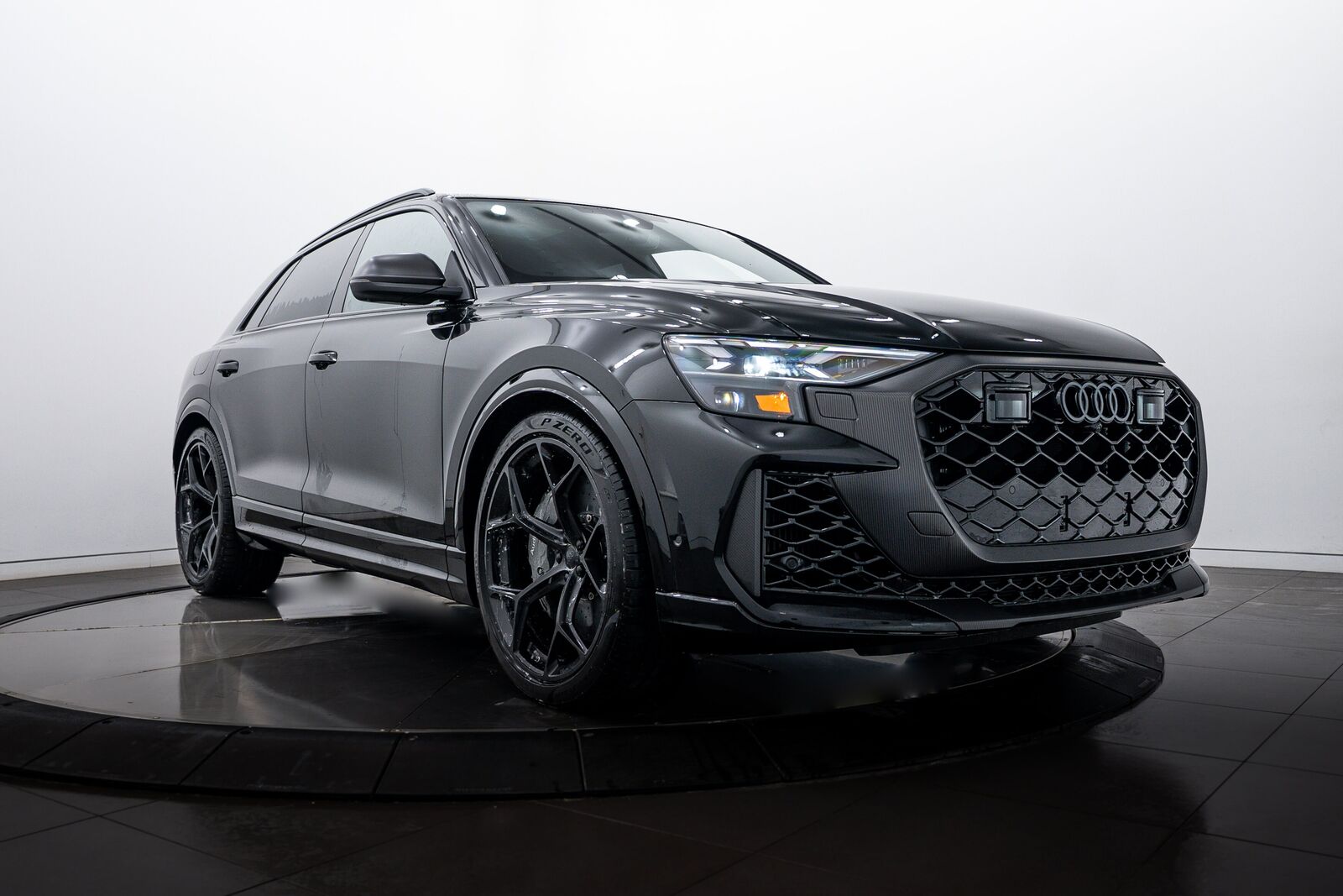 2026 AUDI RS Q8