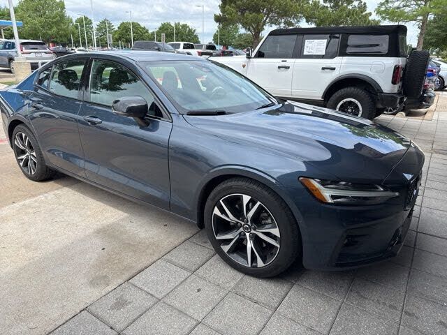 2024 VOLVO S60
