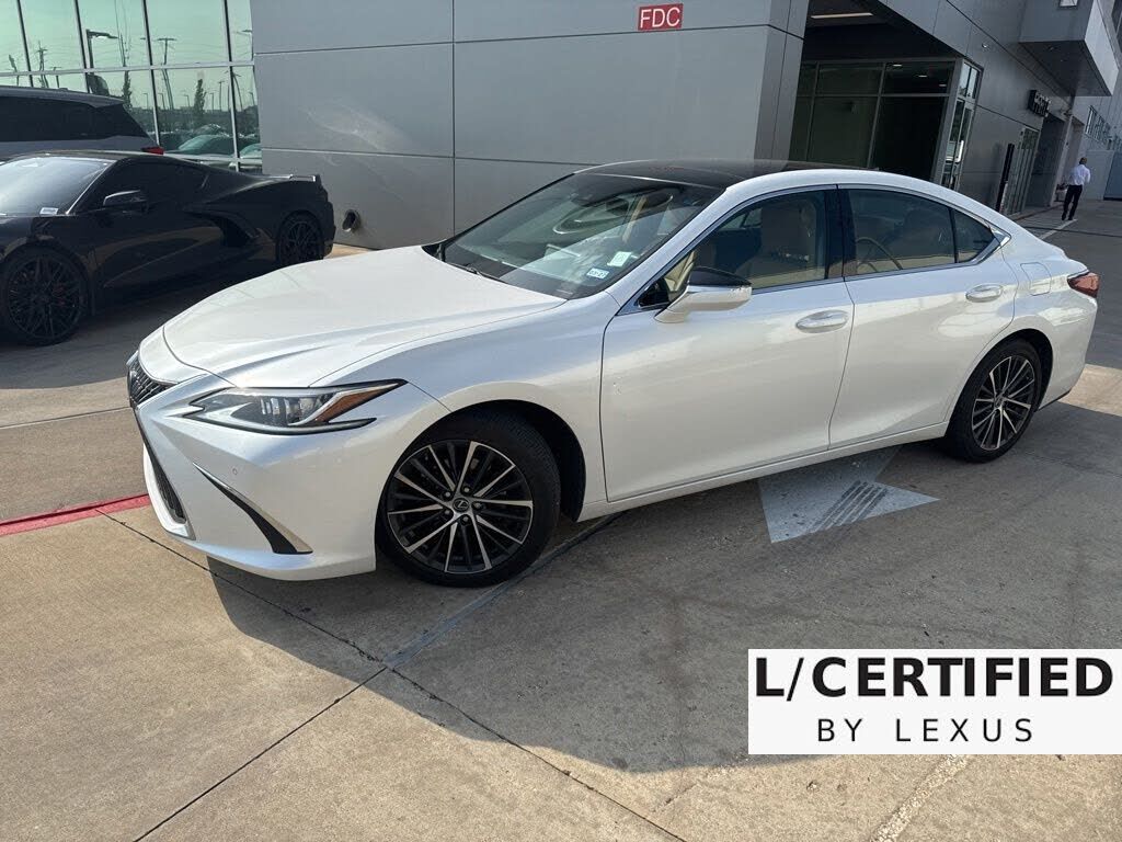 2023 LEXUS ES