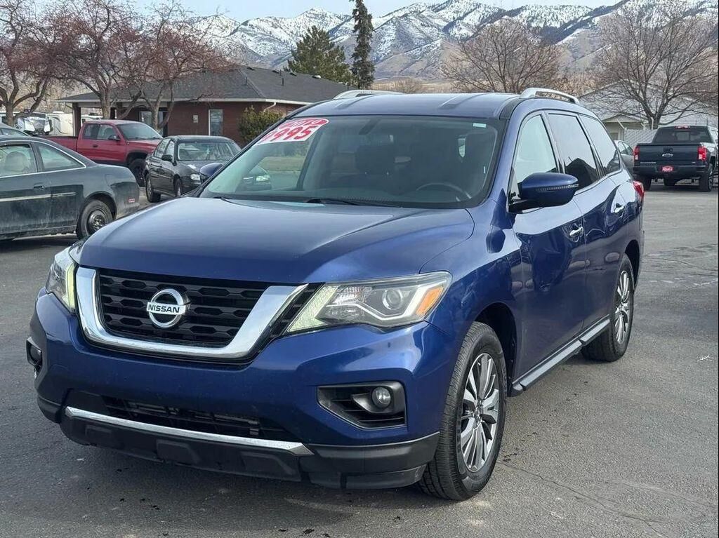 2019 NISSAN Pathfinder