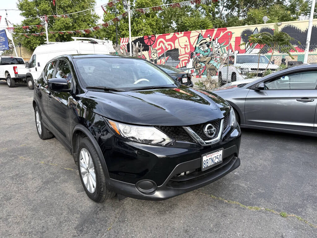 2017 NISSAN Rogue