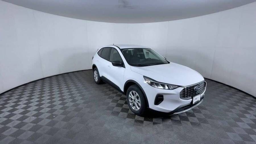 2026 FORD Escape