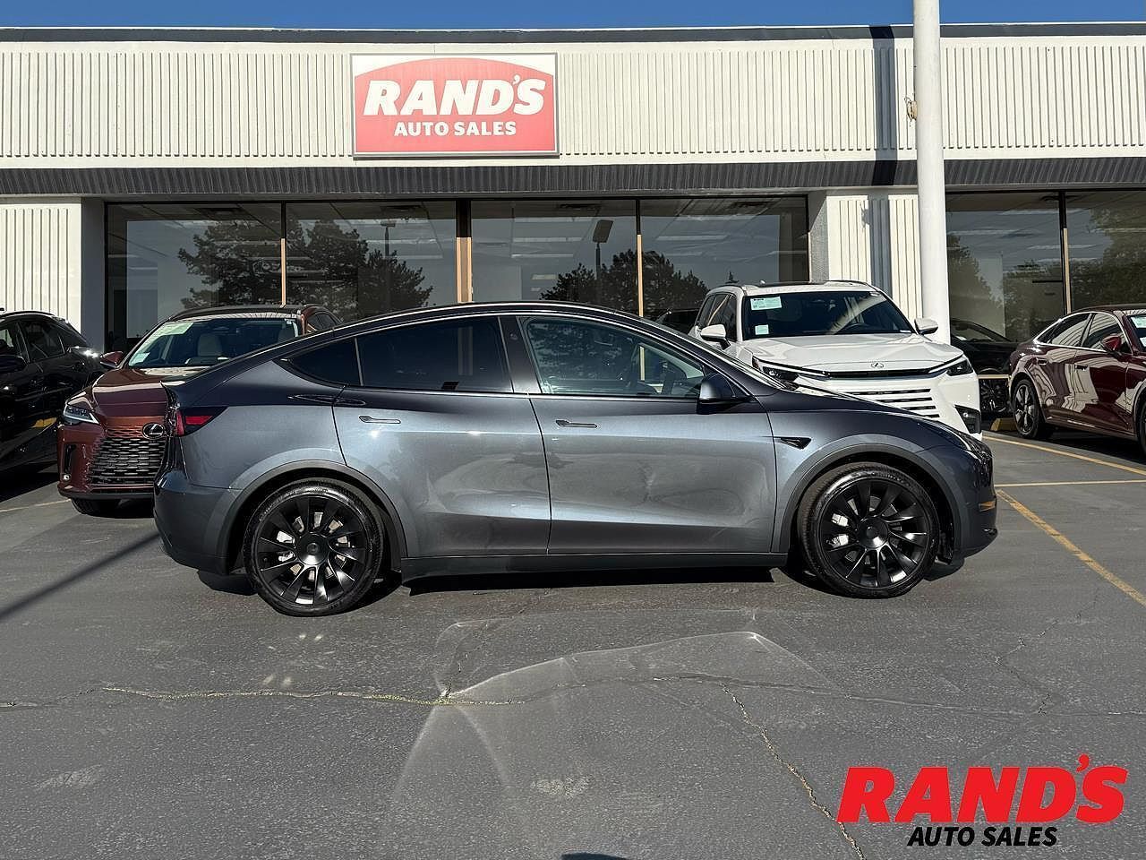 2023 TESLA Model Y