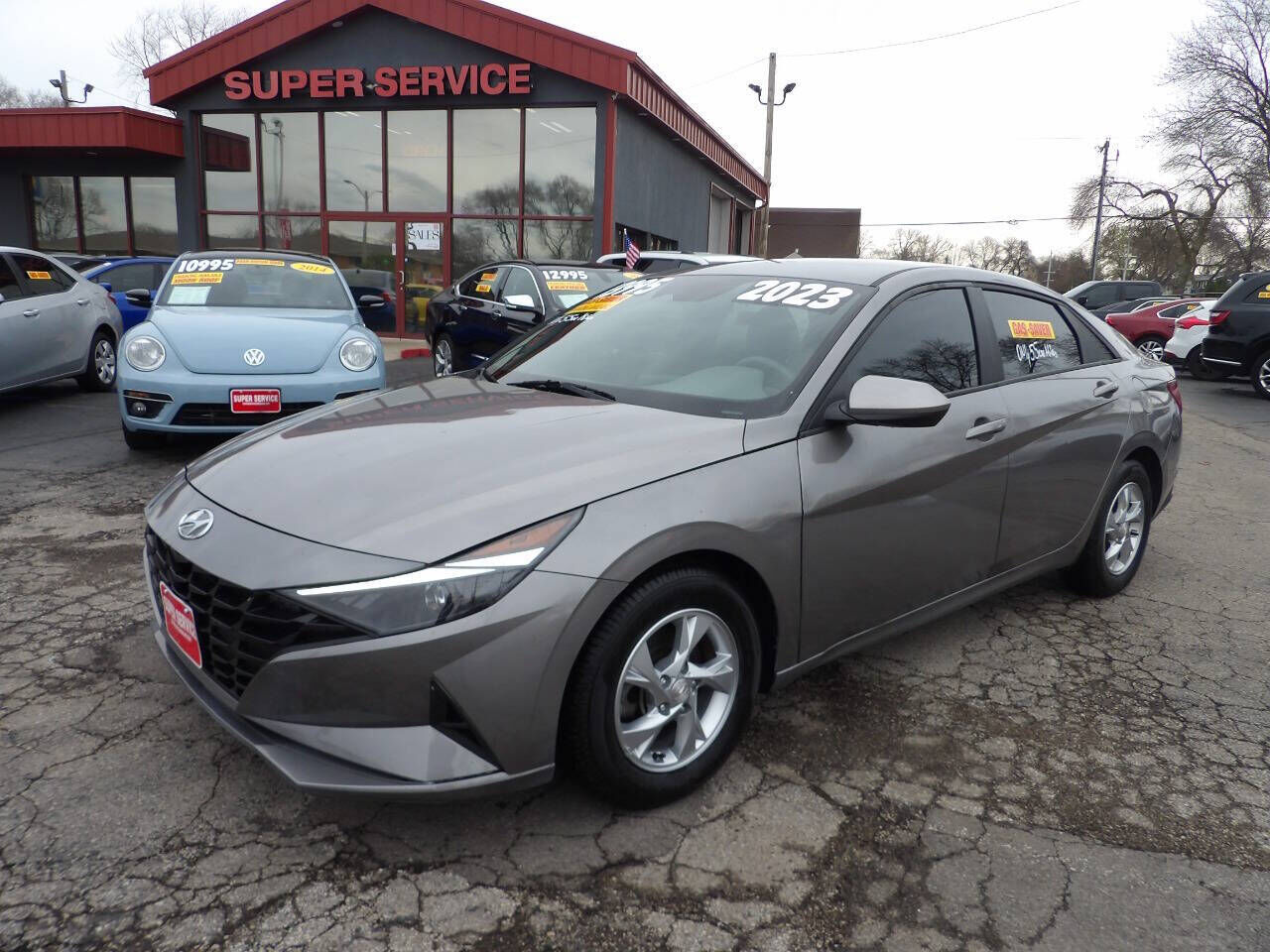 2023 HYUNDAI Elantra