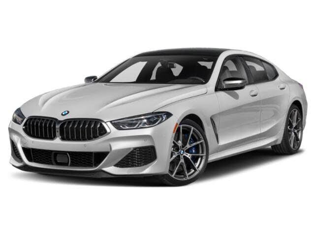 2022 BMW M8