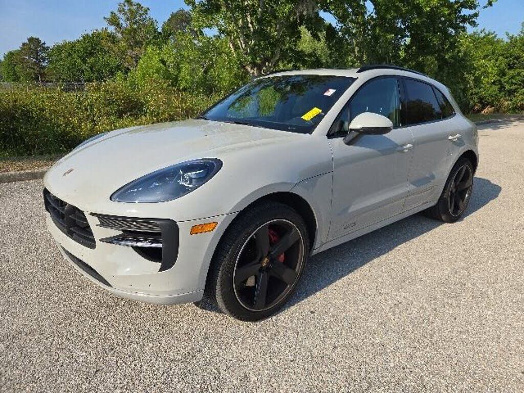 2021 PORSCHE Macan