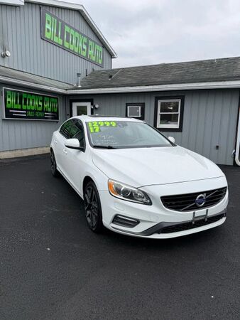 2017 VOLVO S60