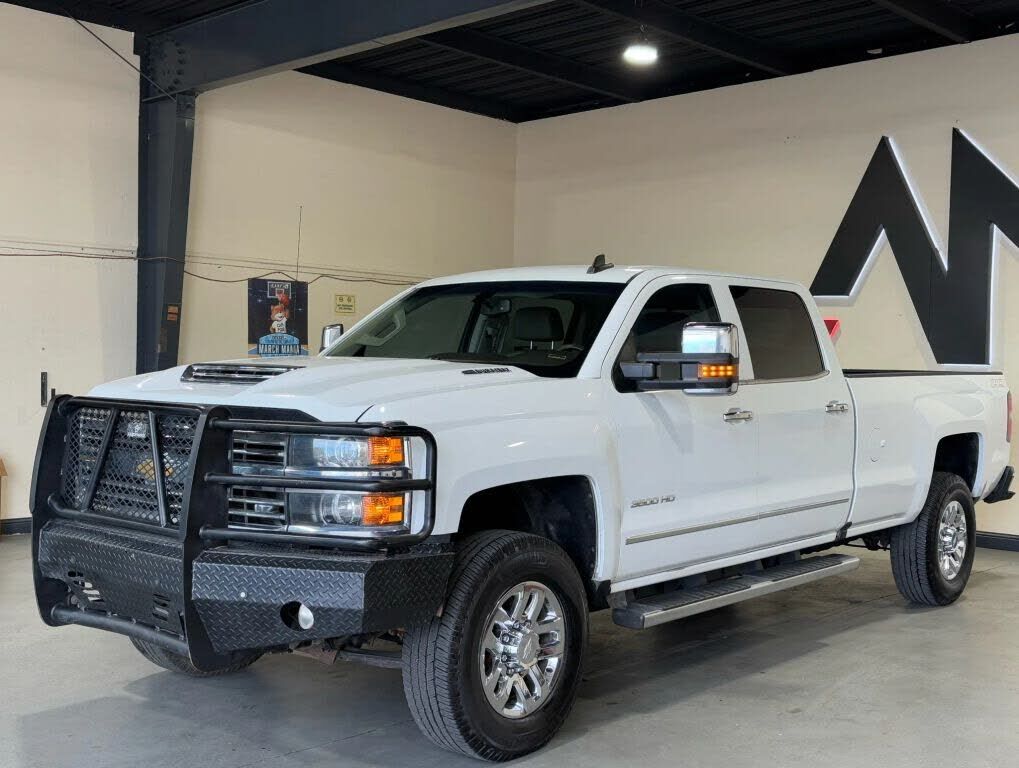 2018 CHEVROLET Silverado