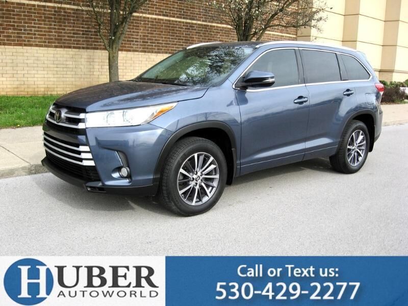 2017 TOYOTA Highlander
