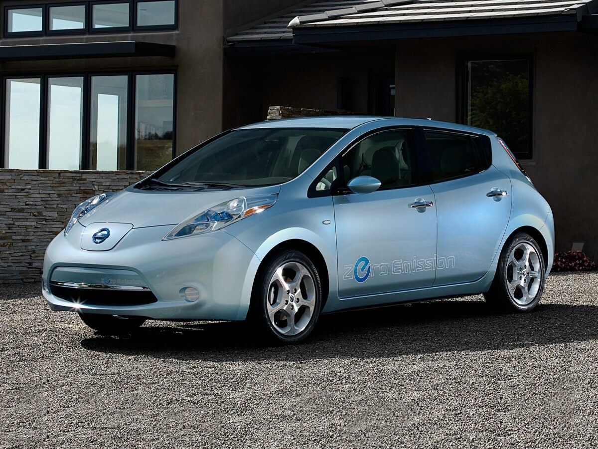 2011 NISSAN Leaf